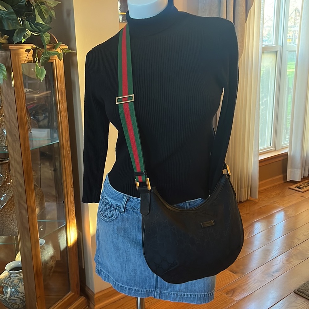 Gucci crossbody bag 🌸🌸